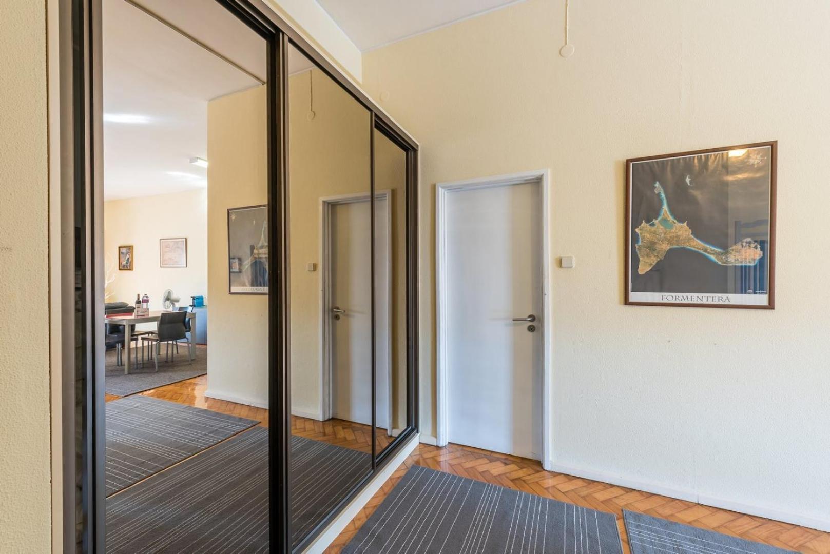 Guestready - Minimalistic Studio Downtown ปอร์โต ภายนอก รูปภาพ
