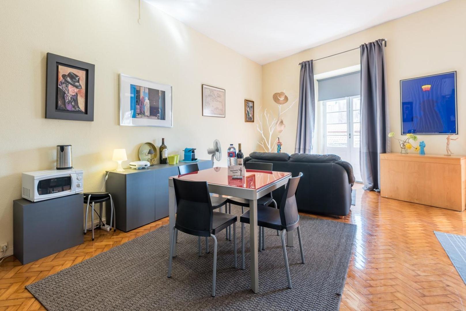Guestready - Minimalistic Studio Downtown ปอร์โต ภายนอก รูปภาพ